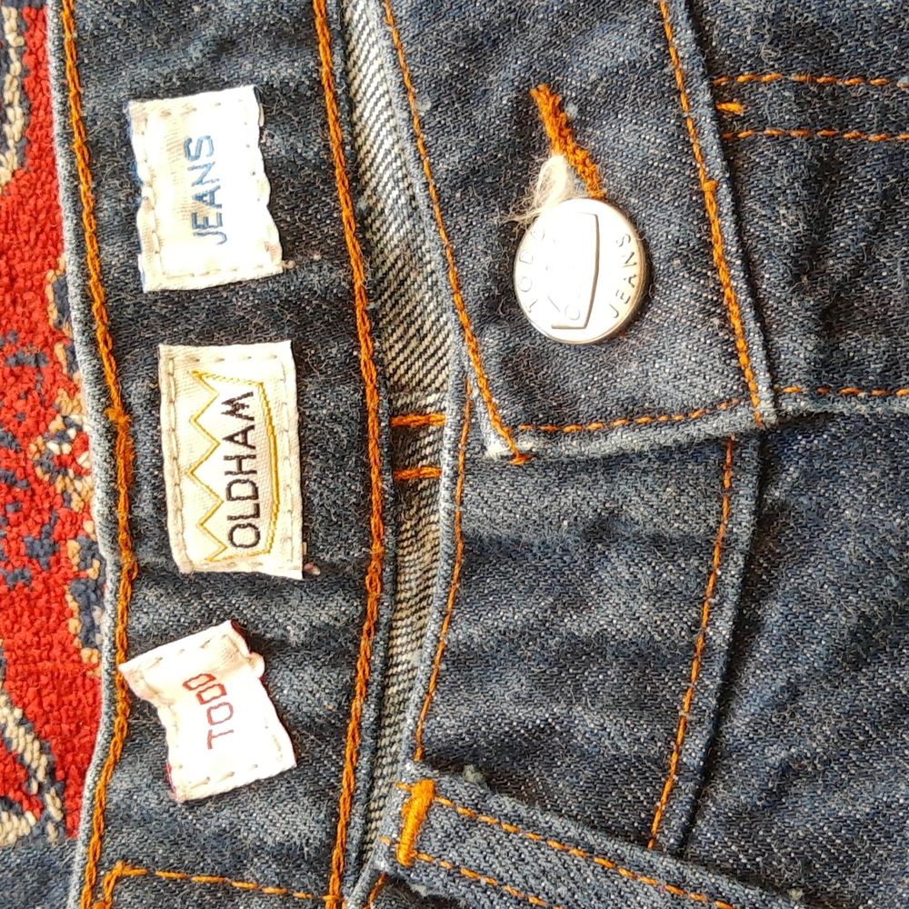 Todd Oldham Dark Blue All Cotton Denim Crop Jeans, Size 28 - Picture 5 of 9